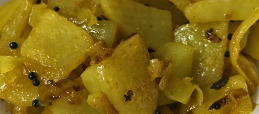 Stir Fry Potato Recipe (Batatyachi Bhaji)