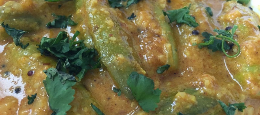 Stuffed Kundru Recipe (Stuffed Ivy Gourd, Bharli tondli)