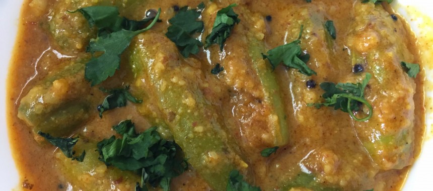 Stuffed Kundru Recipe (Stuffed Ivy Gourd, Bharli tondli)